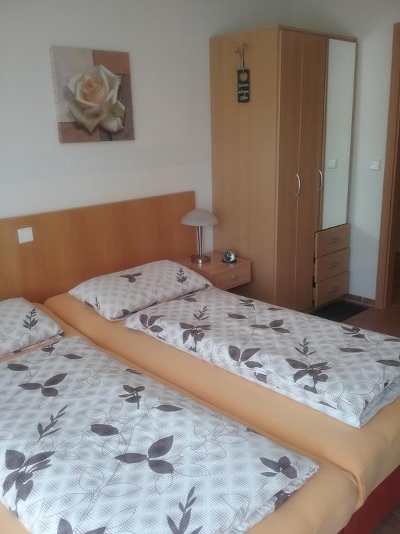 Alttolkewitzer Ferien- & Privatzimmer Mrosk Dresden Hotel Екстериор снимка